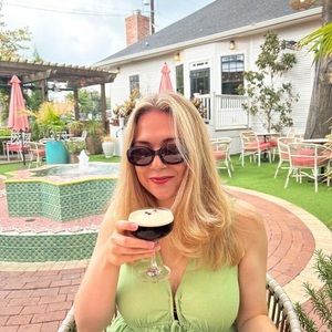 Meet your Posher, Jessica